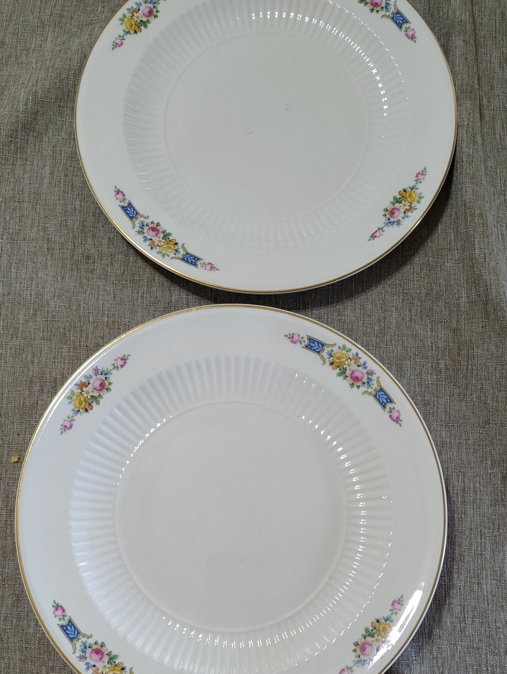 Antique 1925 Sebring Ivory Porcelain Plates With 22 Carat Gold Rims -2